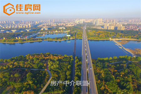 密州金东世纪城3室2厅1卫73.6万135.6m2出售